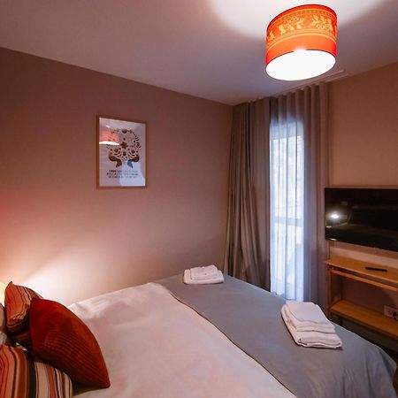 Hello Adventure Apartment Синая Екстериор снимка