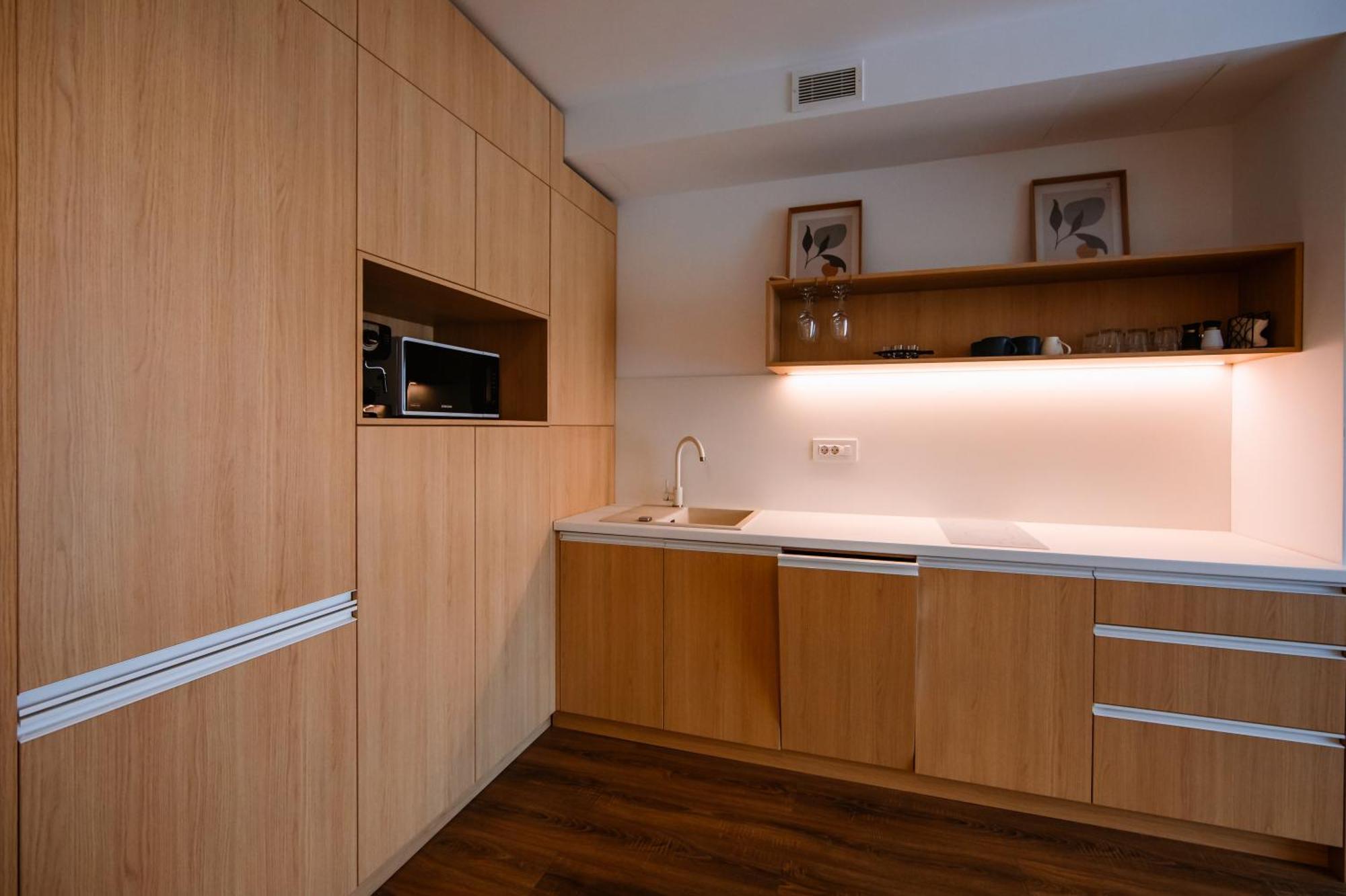 Hello Adventure Apartment Синая Екстериор снимка