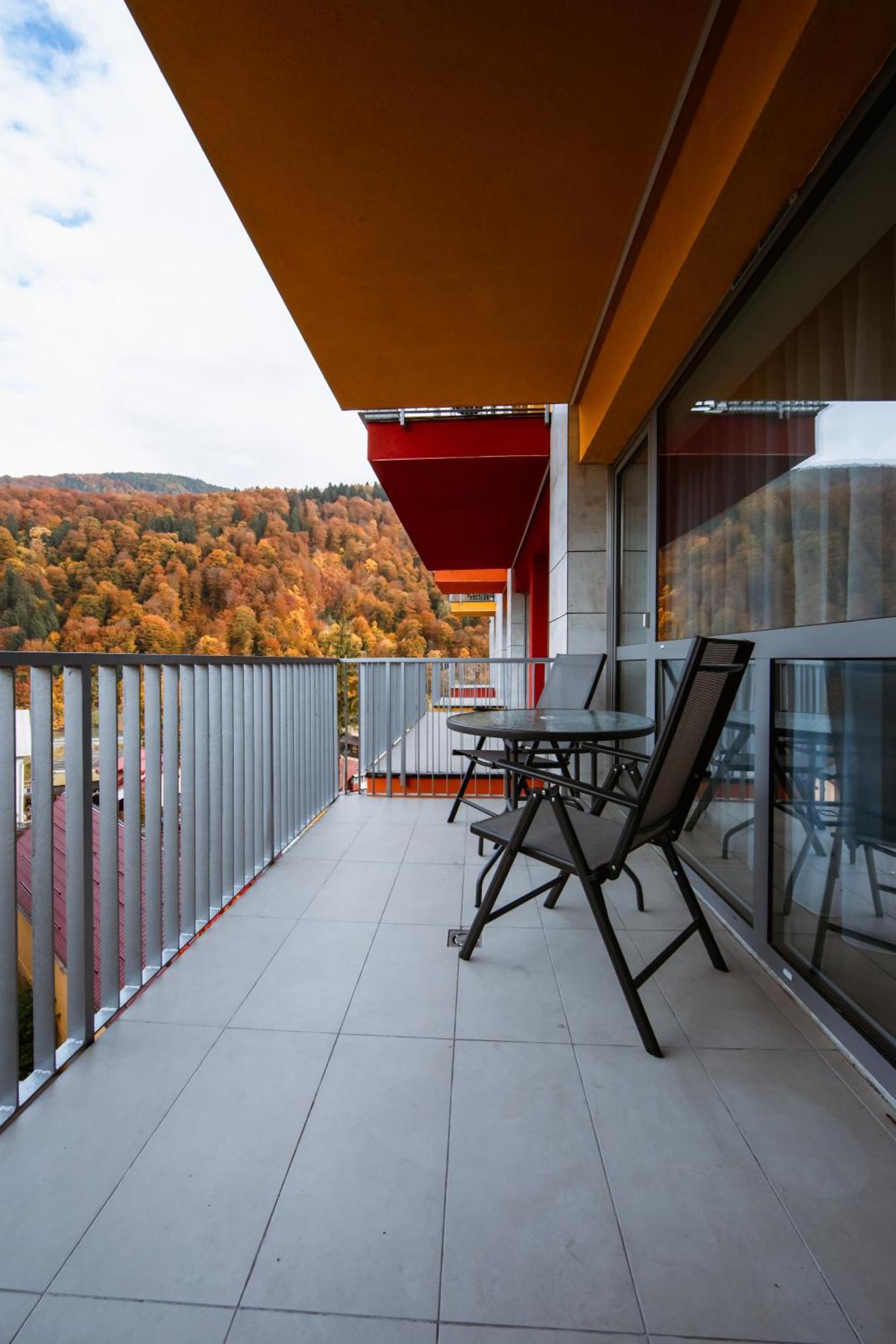 Hello Adventure Apartment Синая Екстериор снимка