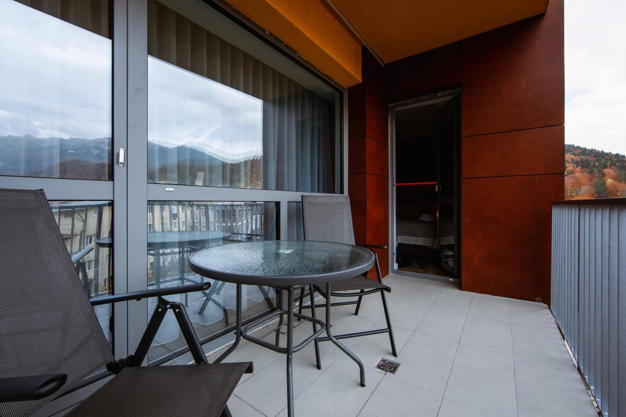 Hello Adventure Apartment Синая Екстериор снимка