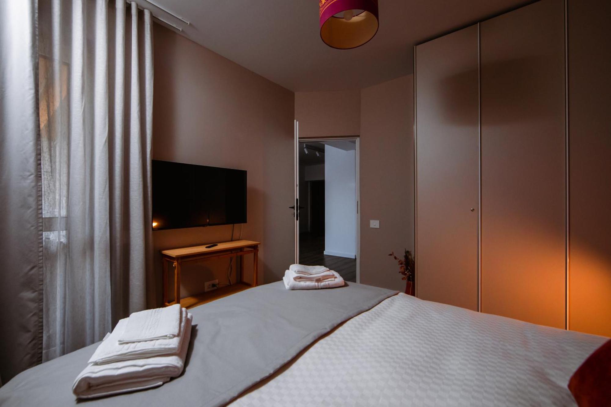 Hello Adventure Apartment Синая Екстериор снимка