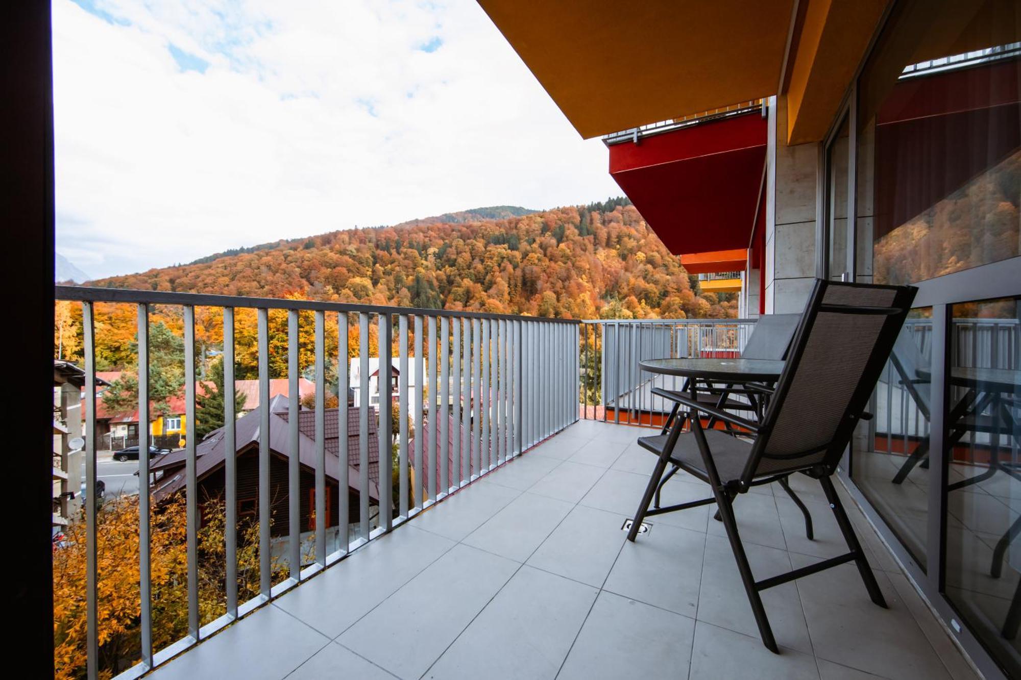 Hello Adventure Apartment Синая Екстериор снимка